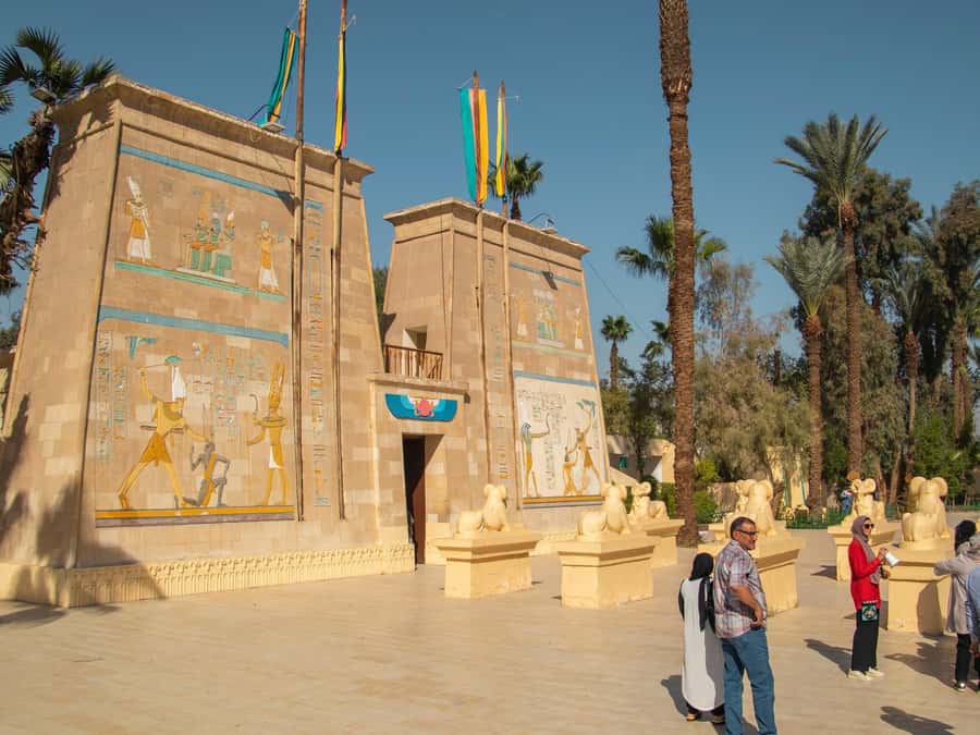 Giza: Pharaonic Village Half-Day Tour with Hotel Pickup - The replica Tomb of Tutankhamun, and why it’s a great first stop