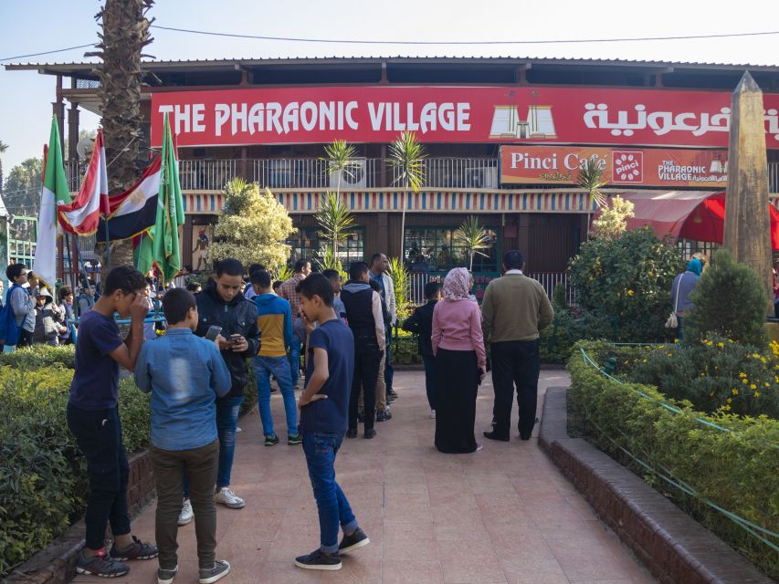 Giza: Pharaonic Village Half-Day Tour with Hotel Pickup - Canals, costumes, and live actors: fun, but manage your expectations