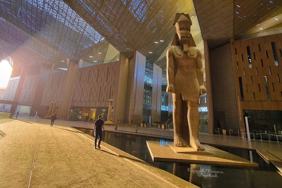 Giza Pyramids and Grand Egyptian Museum - Pyramids of Giza, guided tour (about 2 hours): how to use your time