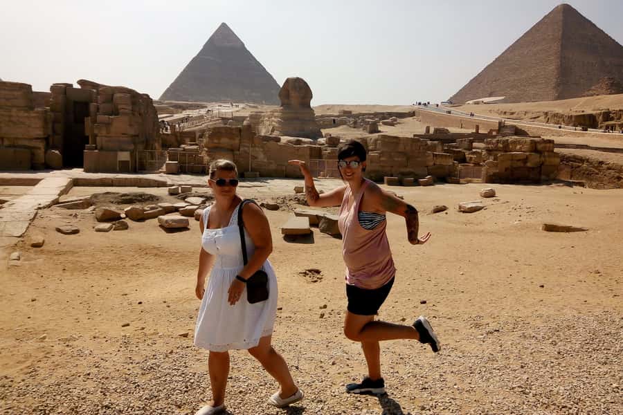 Giza Pyramids and Sphinx: Half-Day Private or Group Tour - The Sphinx Close-Up and Photo Spots in Multiple Poses