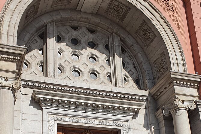 Giza pyramids,Egyptian Museum, Khan El khalili Bazar and Moez Street - The Egyptian Museum: why three hours matters