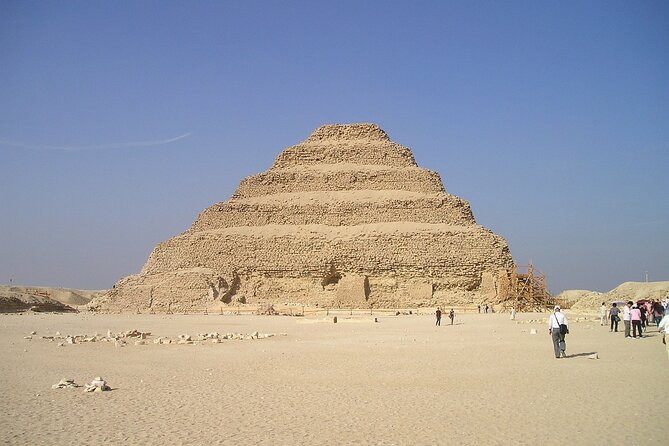 Giza Pyramids, Memphis, Sakkara Tour - Lunch, water, snacks, and the Cairo shopping stop