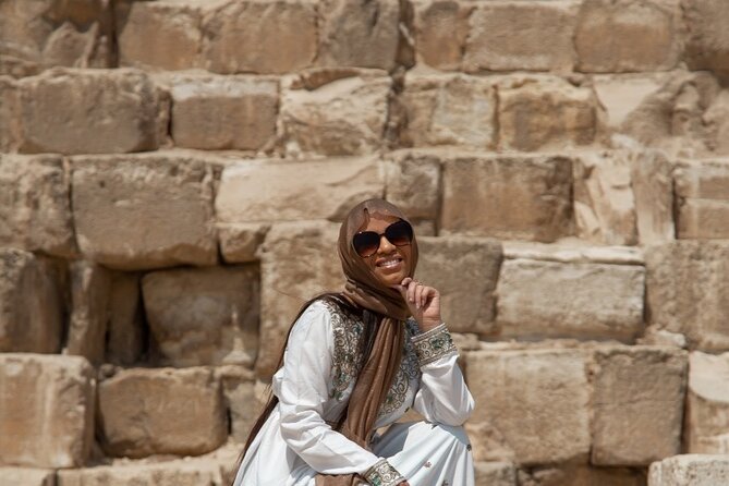 Giza Pyramids & Sphinx Day Trip - Stop 1: Great Pyramid of Khufu, the “perfect pyramid” start
