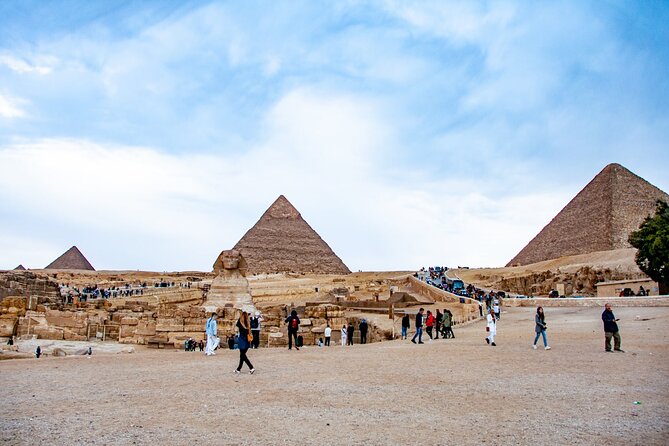 Giza Pyramids, Sphinx, Saqqara, and Memphis Private Day Tour - Memphis (Inebu-hedj): connecting the necropolis to Egypt’s early capital