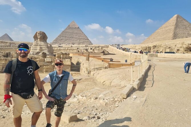 Giza Pyramids to Memphis and Sakkara Guided Private Tour - Camels and lunch, the parts that make it feel complete