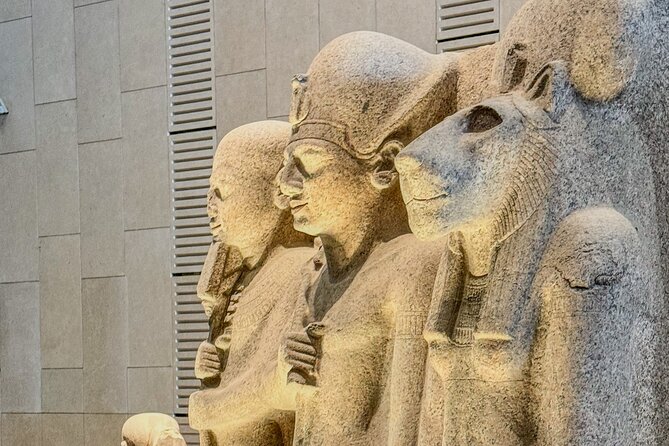 Grand Egyptian Museum and Pyramids of Giza Private Tour - Stop 1: Great Pyramid of Khufu, the big scale moment