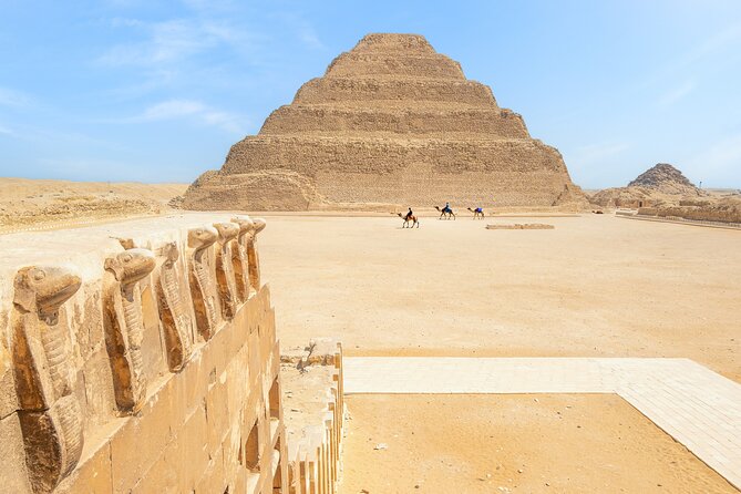 Great Pyramids of Giza, Guardian Sphinx, Sakkara and Dahshour - Great Pyramids of Giza: The Only Wonder That Still Works