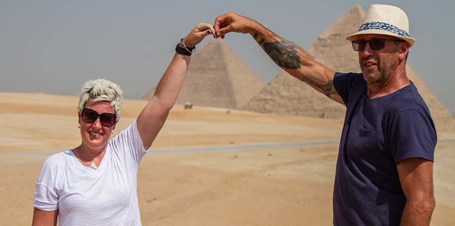 Half-Day Cairo Sightseeing Tour to Pyramids of Giza & Sphinx - Great Pyramid of Khufu (Cheops): the main event, with the right mindset