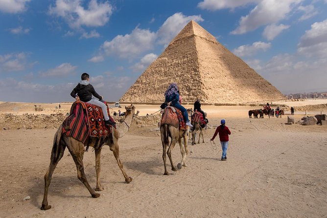 Half-Day Private tour to Pyramids of Giza and Sphinx - Private hotel pickup to the Giza Plateau