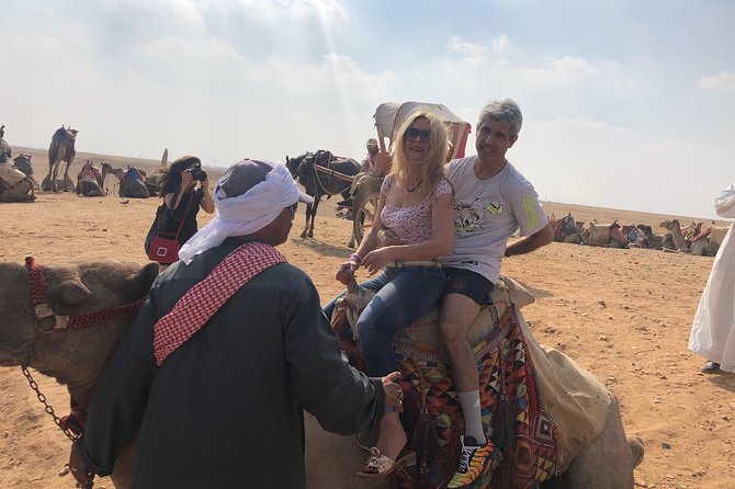 Half dayTour Pyramids of Giza Sphinx including Camel ride - Guide quality is a real part of the experience