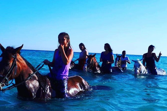 Horse Riding Tour 2 Hours on Sea And Desert & Transfer -Hurghada - Guides, Helmets, and Beginner Comfort That Actually Help