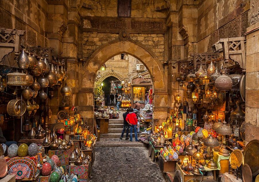 Hurghada: 3-Hour Private Shopping Tour with Guide - Getting to and from your hotel, A/C comfort, and timing rules