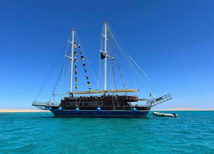 Hurghada: Afternoon Sailing cruise to orange bay with Lunch - Lunch on a Pirate Ship: What You’ll Eat and Where You’ll Eat It
