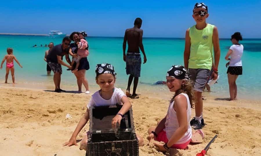 Hurghada: Afternoon Sailing cruise to orange bay with Lunch - Photo Sales and Other “Hidden” Costs to Expect