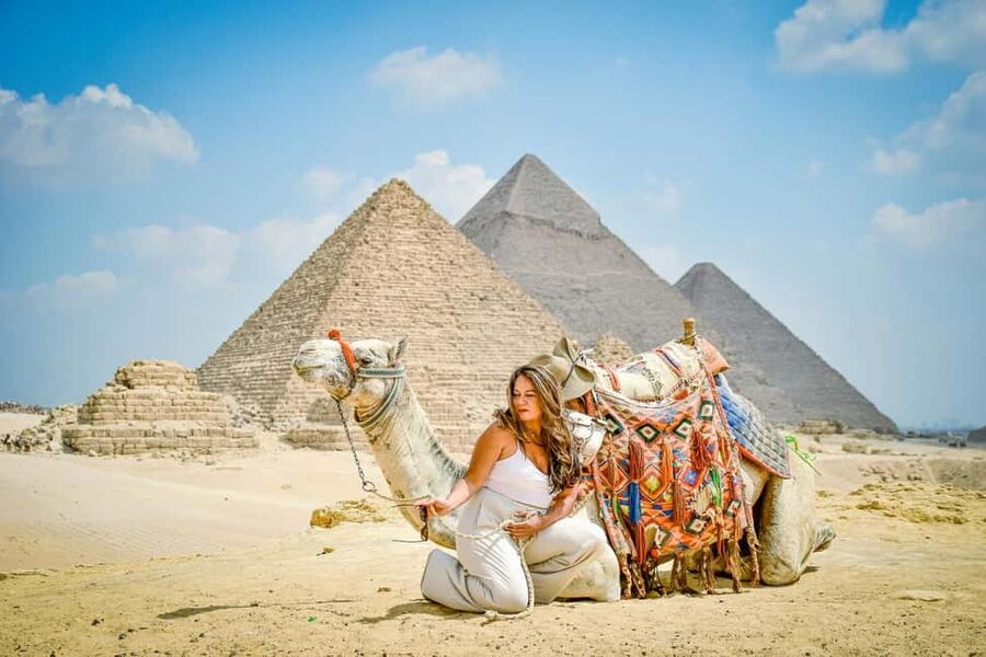 Hurghada: Cairo Pyramids, Sphinx & Egyptian Museum Day Trip - The Sphinx visit: myths, positioning, and how to avoid feeling lost