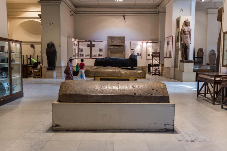 Hurghada: Cairo Pyramids, Sphinx, Museum & Bazaar Day Tour - Key highlights at a glance