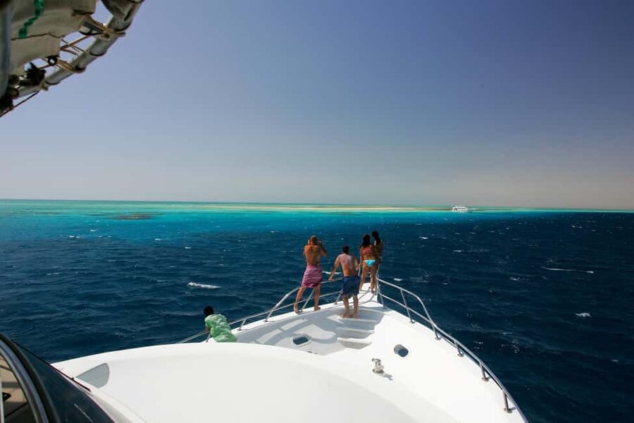 Hurghada: Cruise to Bianca Island Utopia w/ Transfer & Lunch - Lunch on Island (12:00 to 14:00) and What’s Actually Included