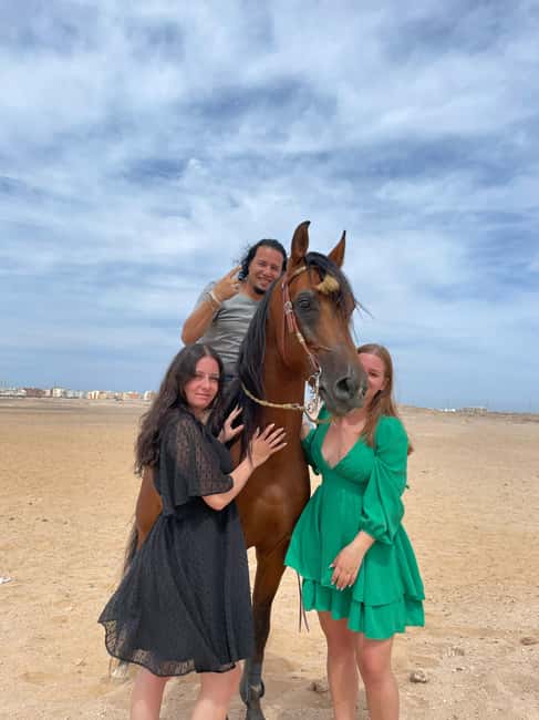 Hurghada: Desert & Sea Horse Riding with + 360° Photos - Getting to the stable: hotel pickup that keeps it easy