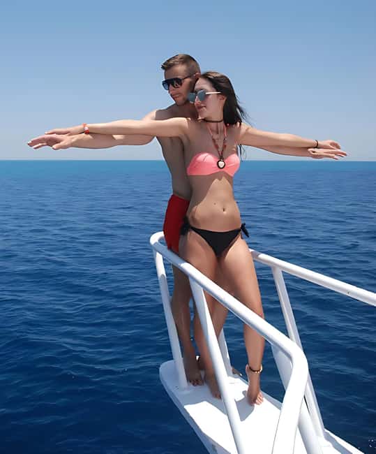 Hurghada: Dolphin Cruise with Snorkeling & Buffet Lunch - Key things to know before you go