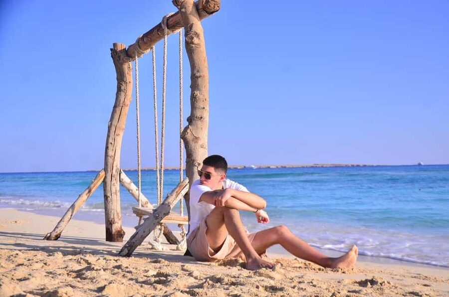 Hurghada: Eden Island Day Trip with Water Sports and Lunch - Water sports banana boat or tubing, the fun part that needs timing