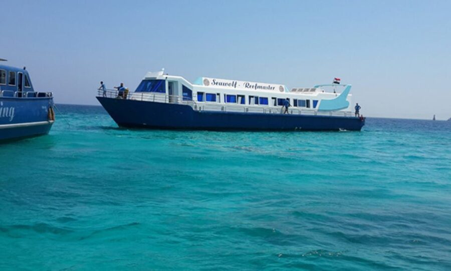 Hurghada: Empire Submarine Boat Trip with Snorkel and Drinks - Who Should Book the Empire Submarine, and Who Should Skip