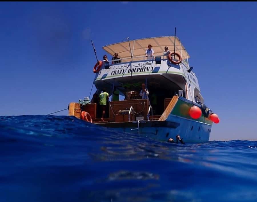 Hurghada: Full-Day Scuba Diving Tour with 2 Sites and Lunch - Boat ride, lunch onboard, and the part people forget to plan for