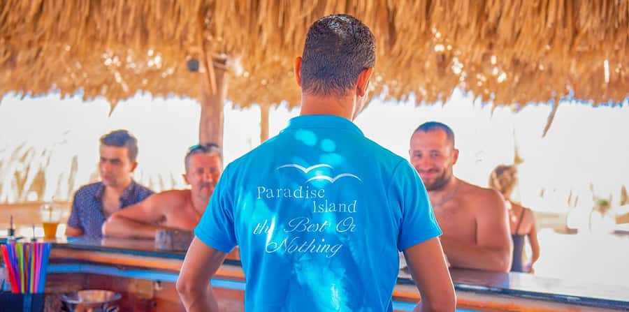 Hurghada: Giftun Islands with Snorkeling & Semi-Submarine - Semi-submarine and glass-bottom boat: seeing fish without the swim