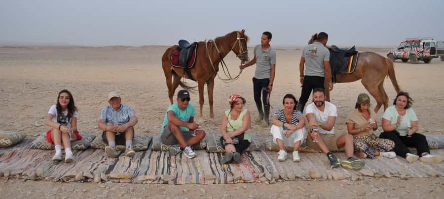 Hurghada: Horse Ride, BBQ Dinner, and Stargazing - The Real Appeal: Desert Sunset, Then the Sky Show