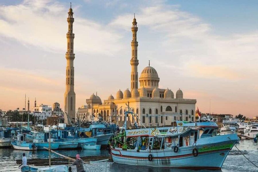 Hurghada: Morning or Sunset Sights Guided Tour with Shopping - Harbor Views and Meeting a Fisherman: Where the City Feels Daily