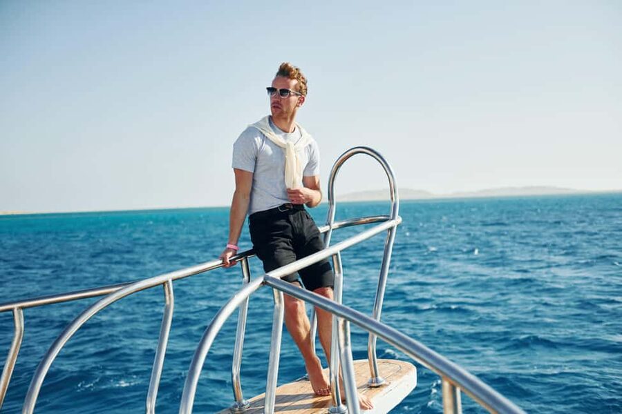 Hurghada: Orange Island Yacht Trip with Lunch & Water Sports - Lunch buffet and drinks: fueling without fuss