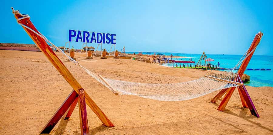 Hurghada: Paradise Island Yacht Cruise, Lunch & Snorkeling - Paradise Island beach time and lunch: what makes it feel worth it