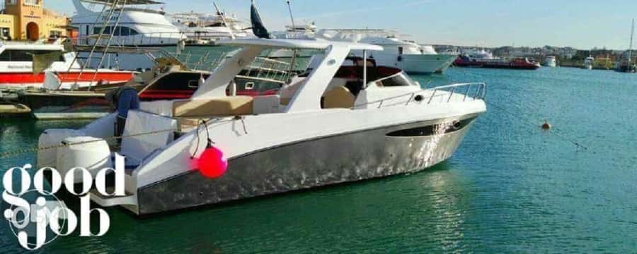 Hurghada: Private Dinner and Sunset Yacht Cruise - Private Yacht Dinner Setup: From Hotel Pickup to Boarding