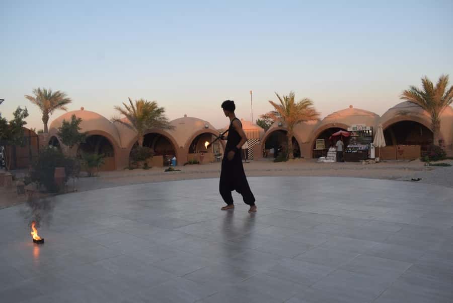 Hurghada: Quad Bike, Buggy, Jeep Safari, Camel Ride & Dinner - The Show: Oriental Performance and Belly Dance