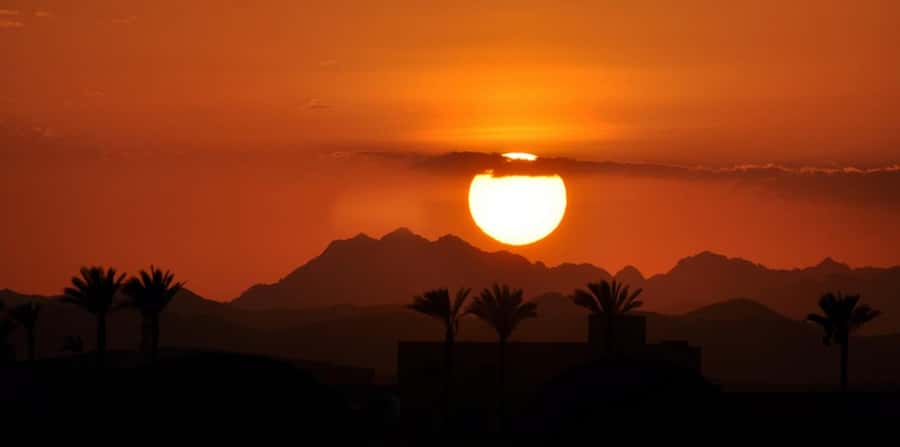 Hurghada: Quad Bike, Sea, Camel, Safari, Stargazing & Dinner - Choosing sunrise vs sunset: which part of the night you get