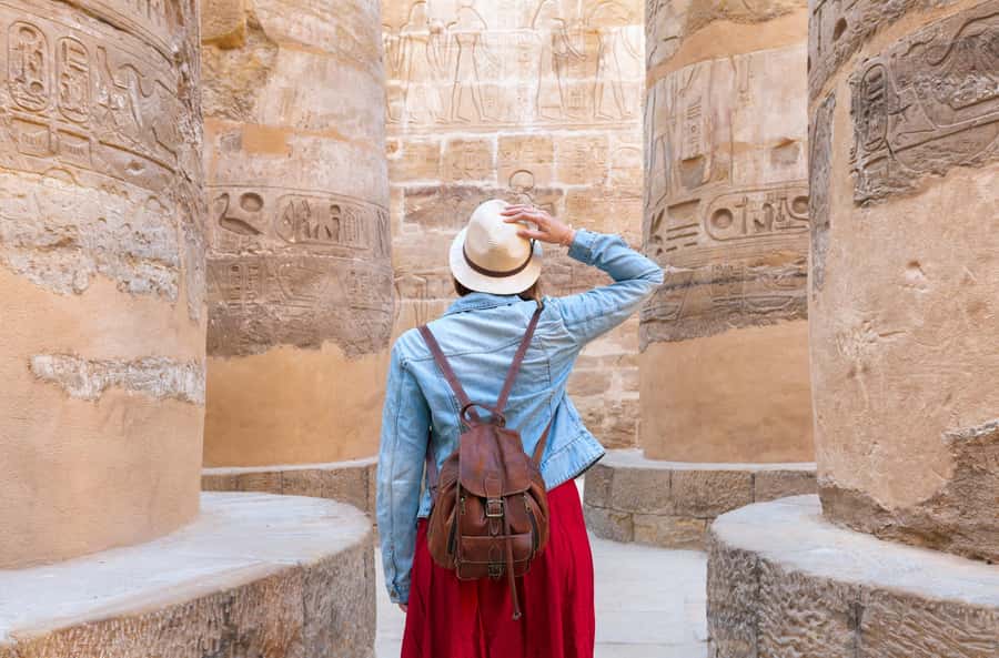 Hurghada: Small-Group Luxor Highlights & Balloon Day Tour - Valley of the Kings: three tombs with stories you can follow