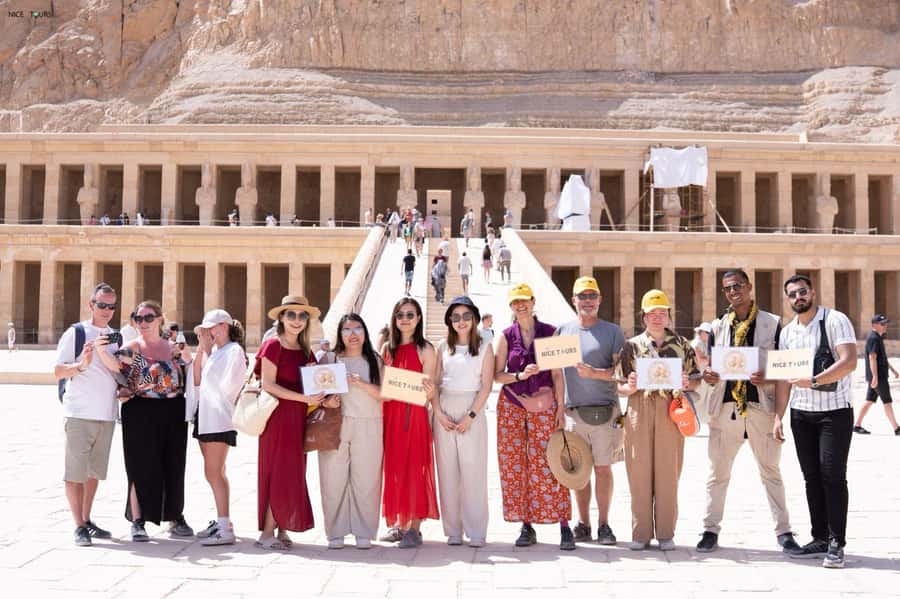 Hurghada: Small-Group Luxor Highlights & Tut Tomb Day Tour - Nile break and optional felucca ride: a calmer tempo between temples