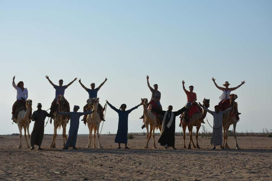 Hurghada: Sunset Camel Ride with Dinner - From Pickup to Oasis: The 17 km Off-Road Start