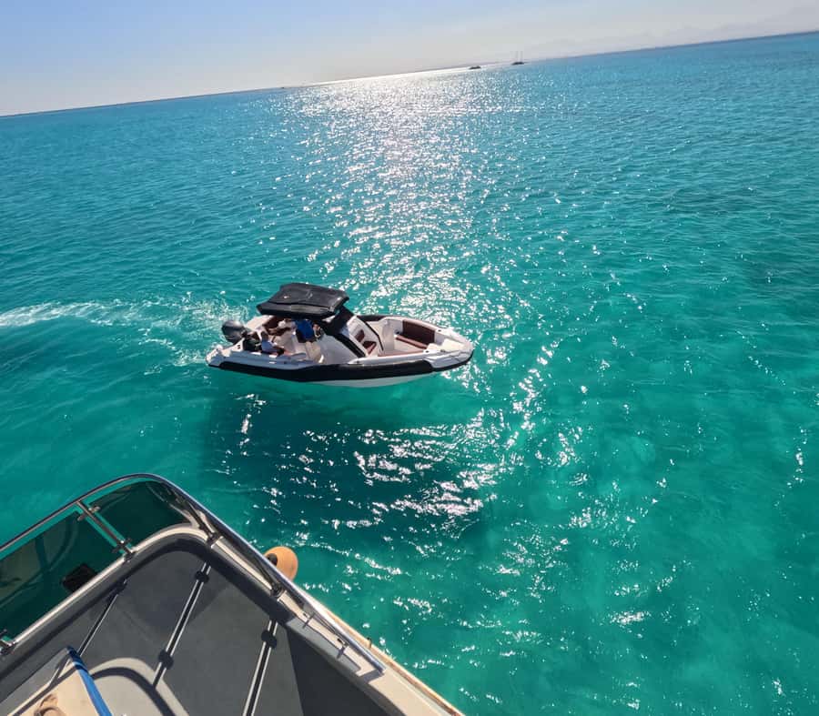 Hurghada: Turtle Bay Speedboat Tour with Snorkeling - Who this tour suits best, and who should reconsider