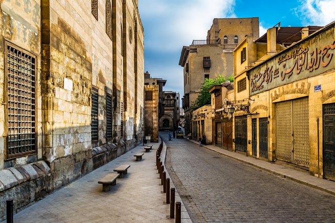 Islamic Cairo Walking Tour: Khan el Khalili, Al-Azhar Mosque - Who this tour suits best, and who may want something else