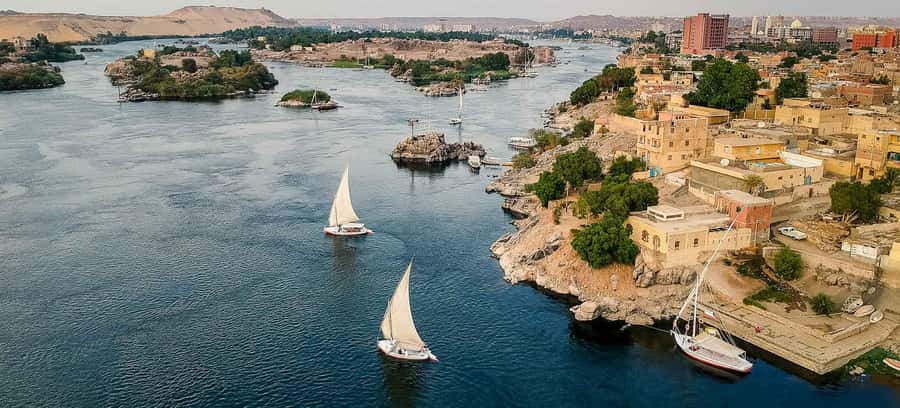 Luxor: 5 Days Nile Cruise with Guided Tours & Abu Simbel - Day 2: West Bank Morning, Valley of the Kings, Hatshepsut, Then Sailing Toward Edfu