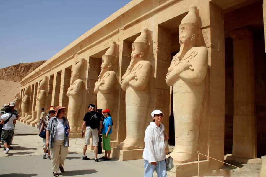 Luxor: 5 Days Nile Cruise with Guided Tours & Abu Simbel - Food, Service, and the Onboard Experience You Actually Feel