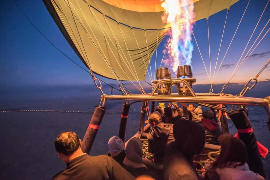 Luxor: Deluxe Sunrise Hot Air Balloon - The pickup and Nile crossing part you will actually remember
