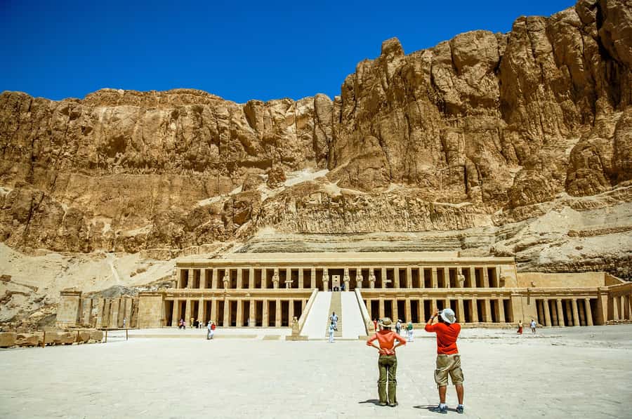 Luxor: East and/or West Banks Guided Tour with Lunch - Nile boat cruise: a calmer way to close the loop