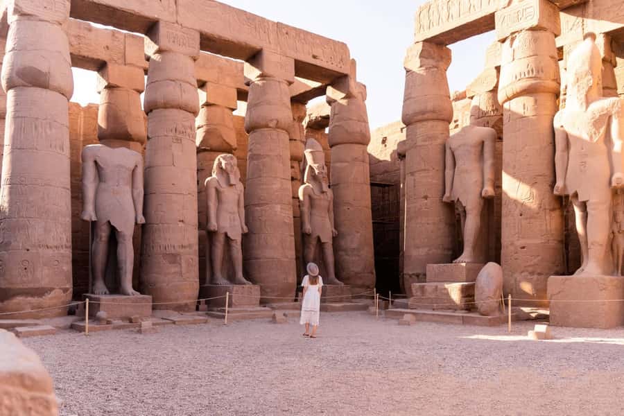 Luxor: East and West Bank Private Full-Day Tour - Colossi of Memnon: Huge Statues, Big Backstory in One Stop
