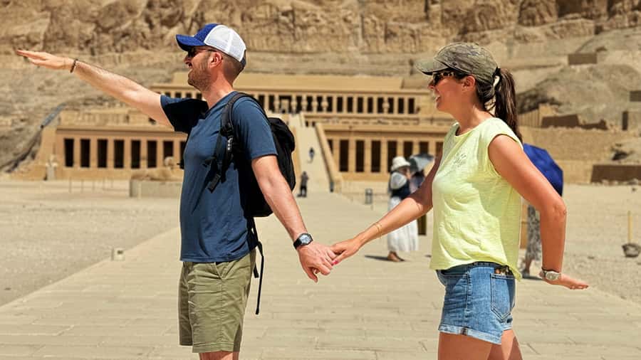 Luxor: East & West Bank Temples Private Tour with Tickets - How long is it, and what kind of group is it?
