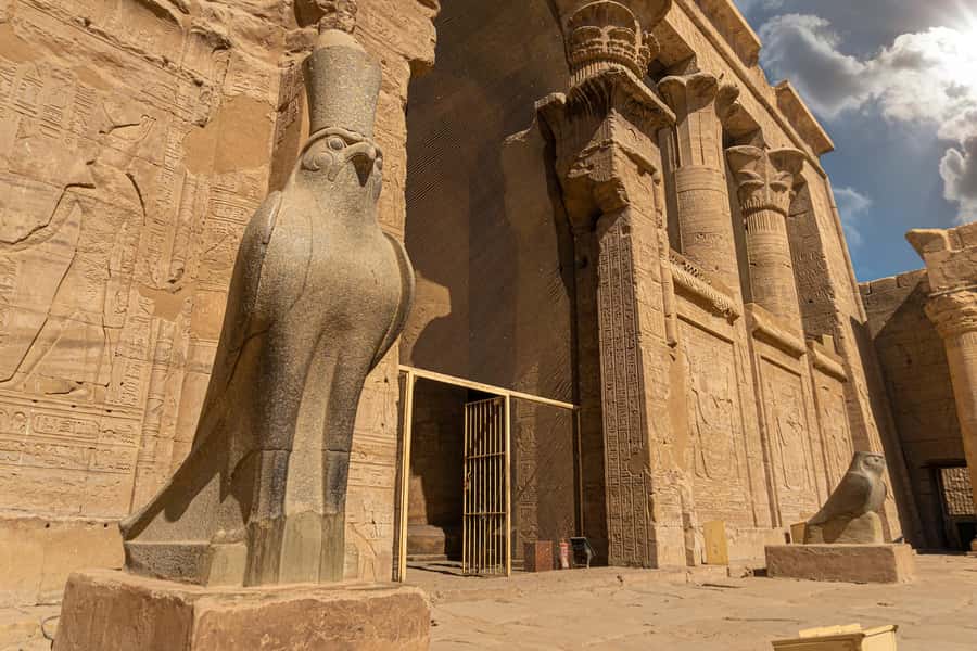 Luxor: Edfu and Kom Ombo Private All-Inclusive Guided Tour - The Luxor to Edfu to Kom Ombo drive, and why timing matters