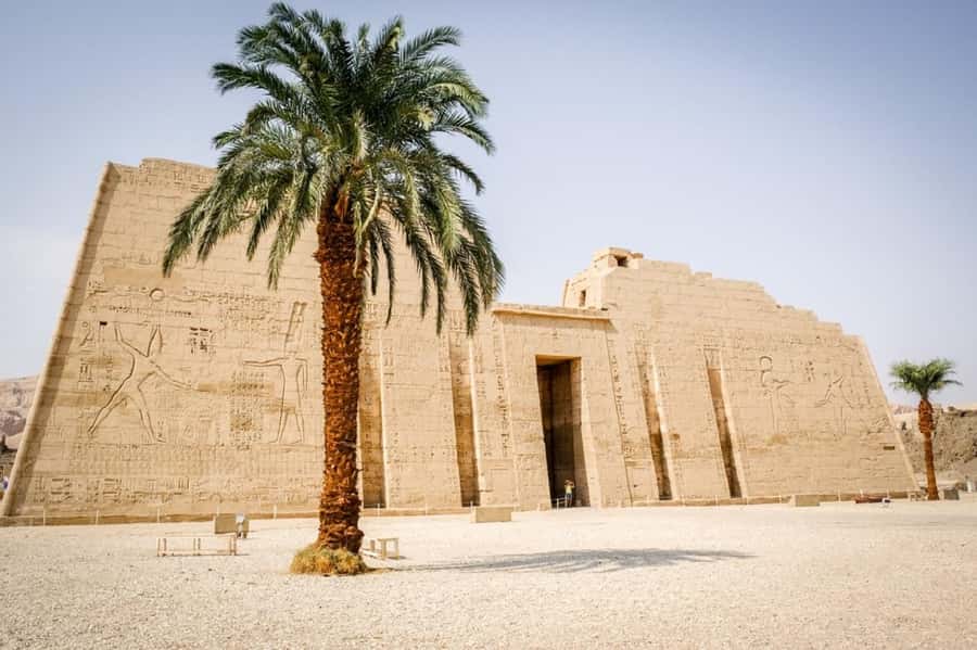 Luxor: Hot Air Balloon & Private tour to West bank and Lunch - How the day flows, East Bank pickup to West Bank monuments