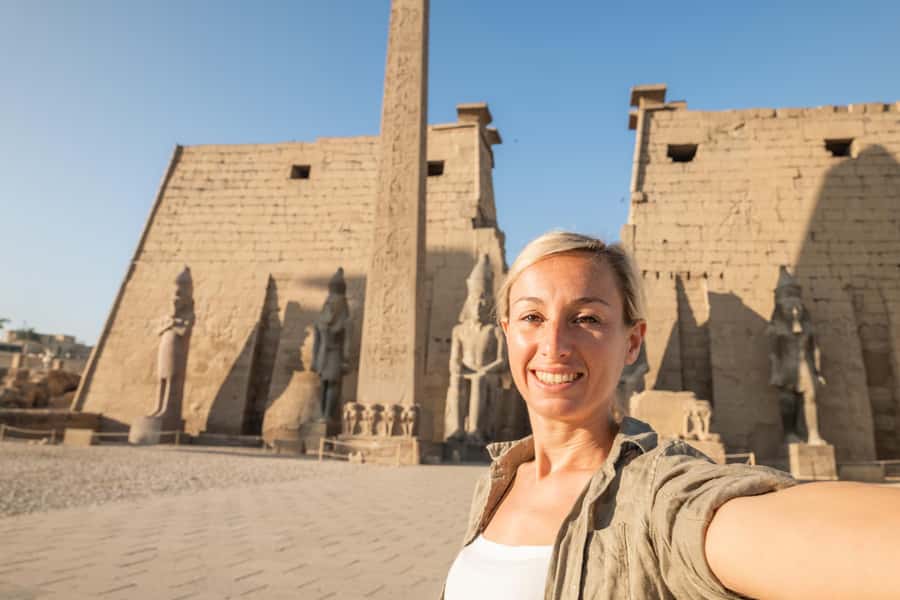 Luxor: Karnak Temple and Luxor Temple Tour with Lunch - What to bring: the simple Luxor kit that keeps you comfortable