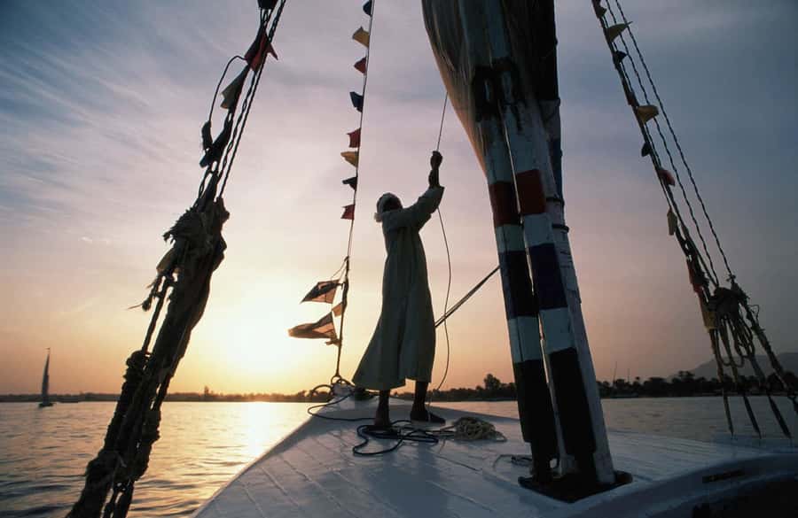 Luxor: Private Felucca Boat Trip with Hotel Pickup - On board with Adham: what you will notice during the ride