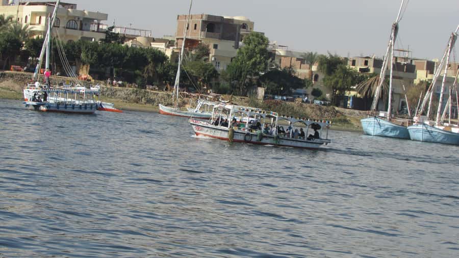 Luxor: Private Felucca Boat Trip with Hotel Pickup - What you will see along the Nile banks